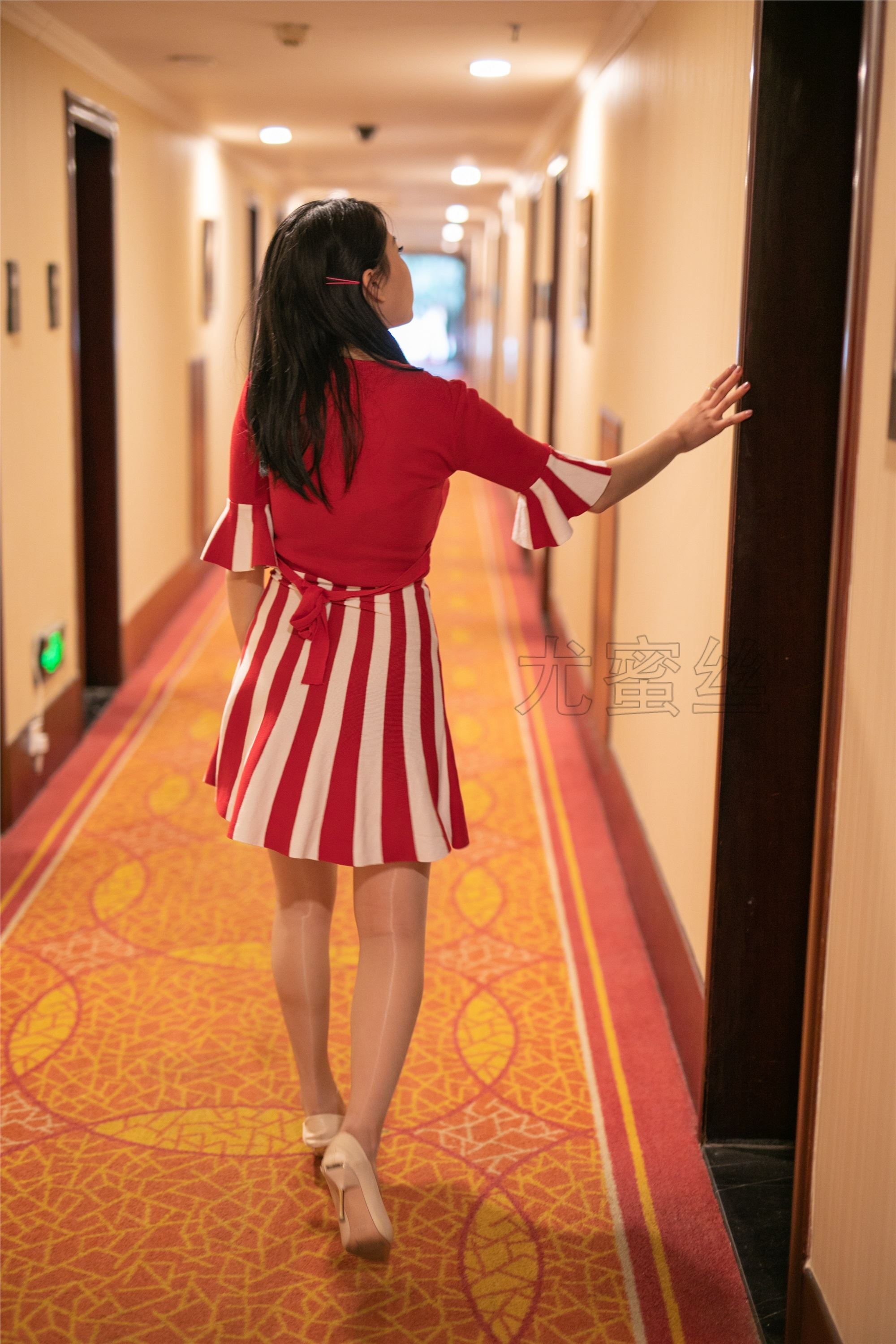 尤蜜丝 穿搭写真 NO.039